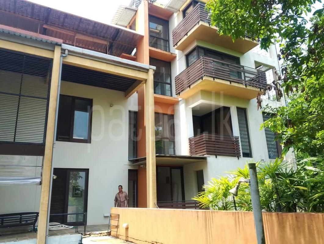 premium-listing-image