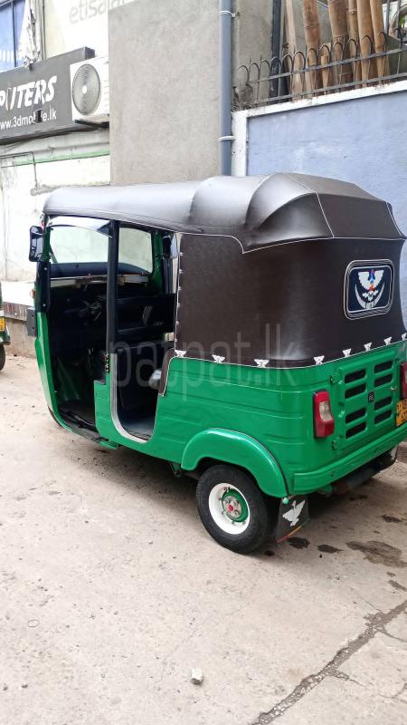 Bajaj Three Wheel 2016 - Used Three wheeler sale in Sri Lanka - patpat.lk