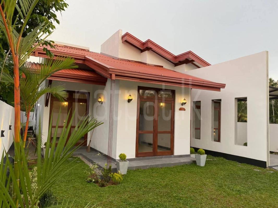 House for Sale in Yakkala