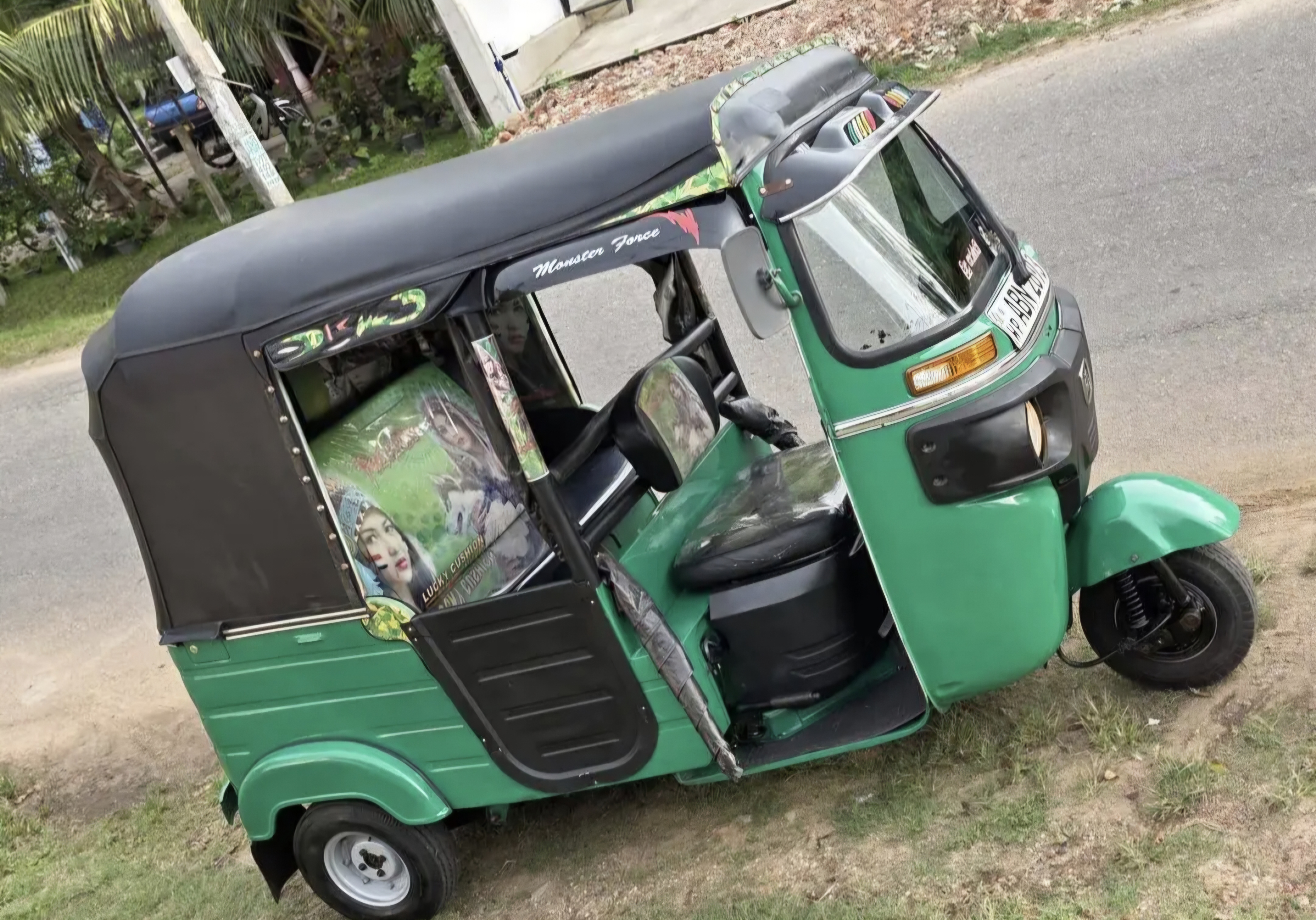 Bajaj Three Wheel 2016 - භාවිතා කරන ලද ත්‍රිරෝද රථය sale in Sri Lanka - patpat.lk