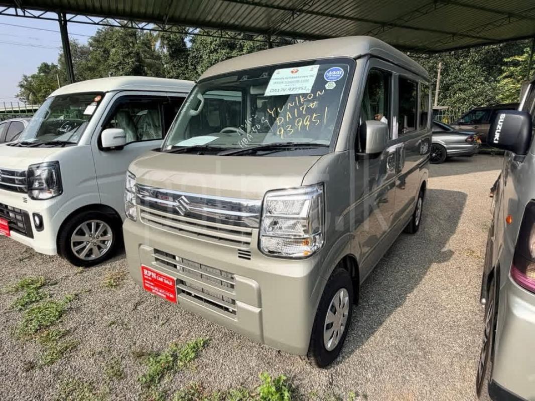 Advertisement image 3