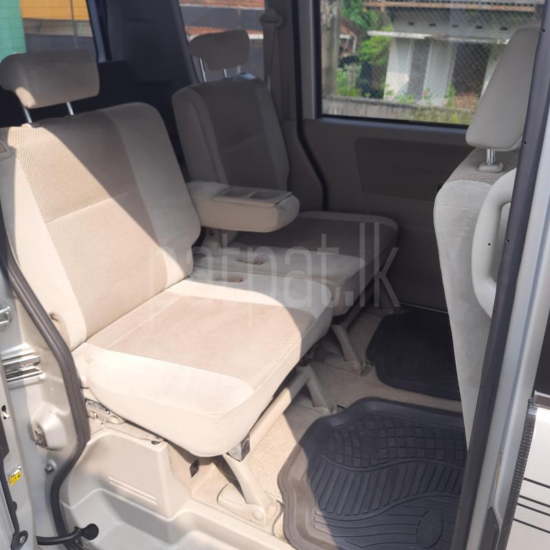 Advertisement image 6