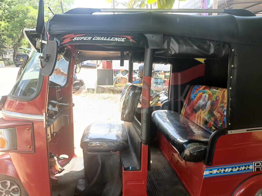 Bajaj 4 stroke 2012 - பயன்படுத்தப்பட்டது முச்சக்கர வண்டி sale in Sri Lanka - patpat.lk