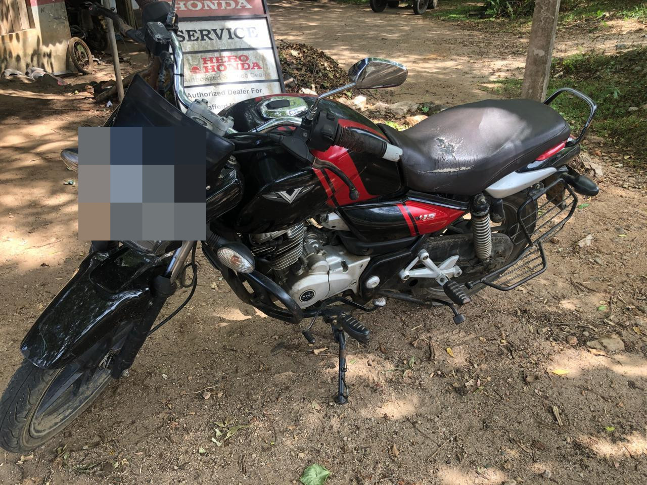 Bajaj V15 2016 - භාවිතා කරන ලද බයිසිකලය sale in Sri Lanka - patpat.lk