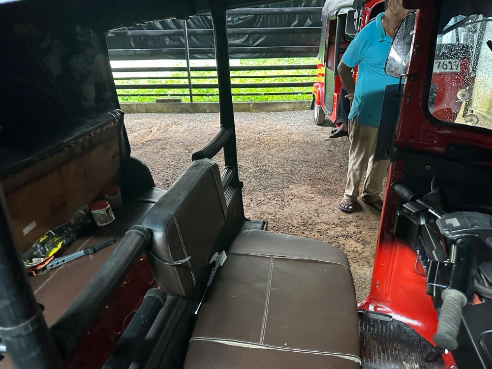 Bajaj 4 stroke 2018 - பயன்படுத்தப்பட்டது முச்சக்கர வண்டி sale in Sri Lanka - patpat.lk