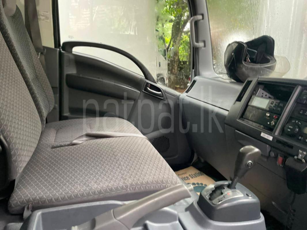 Isuzu ELF 2020 - Used Truck sale in Sri Lanka - patpat.lk