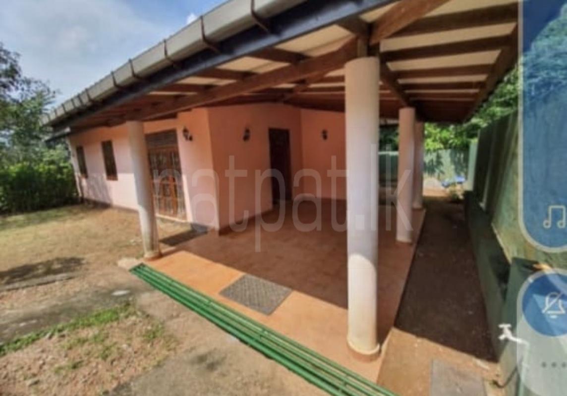 House for Sale in Gampaha ads-image-1