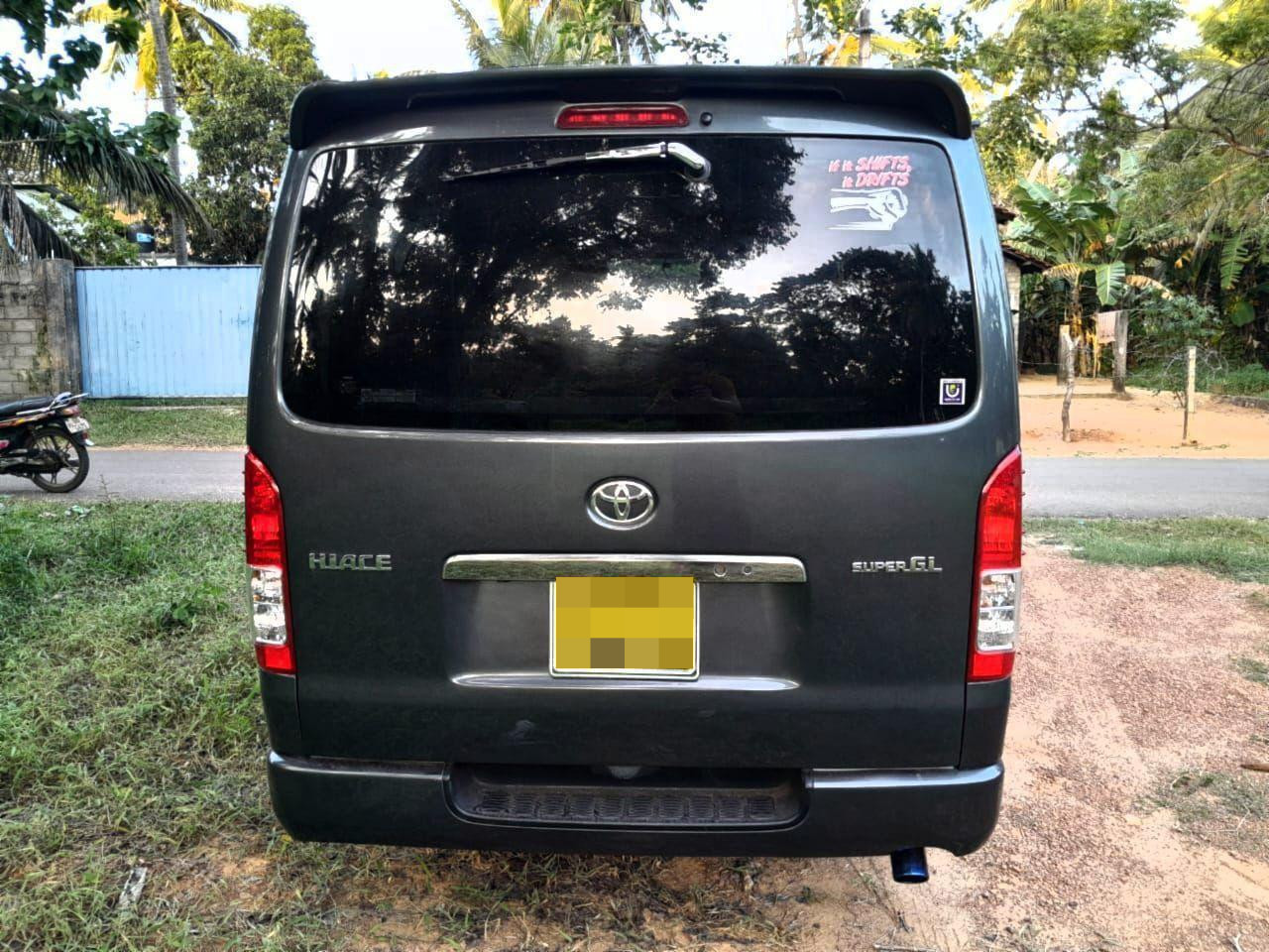Toyota Hiace 2008 - பயன்படுத்தப்பட்டது வேன் sale in Sri Lanka - patpat.lk
