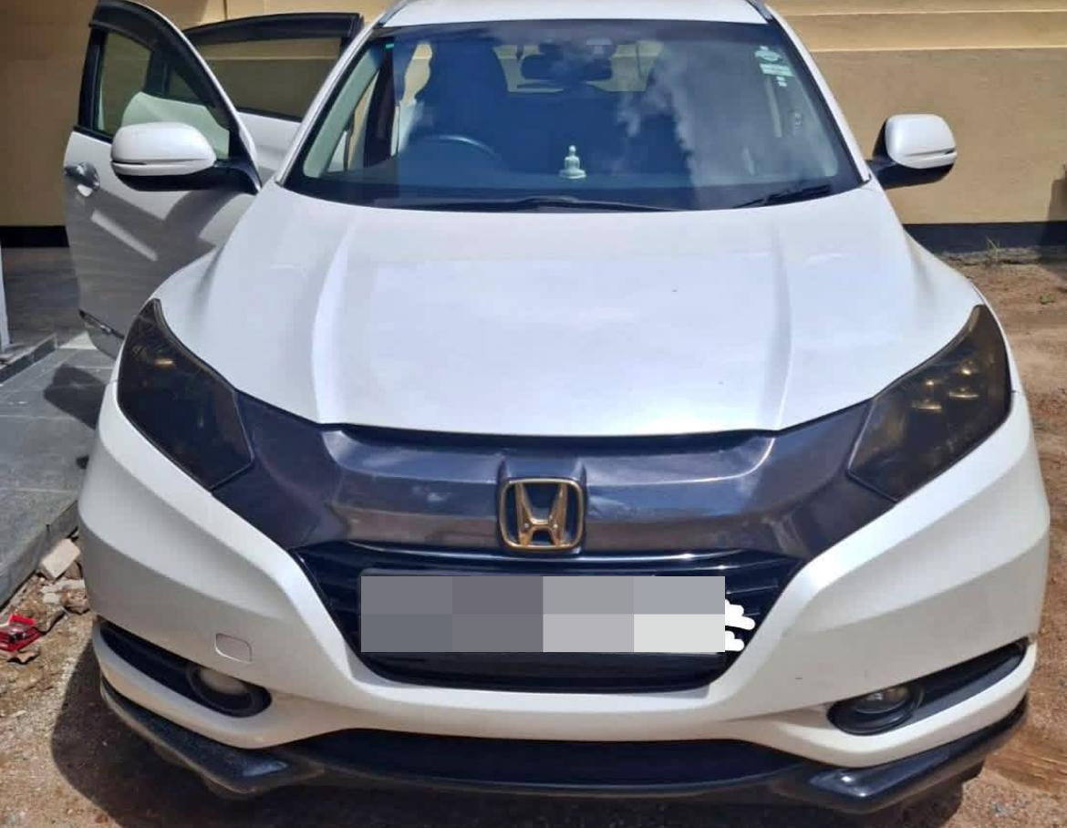 Honda Vezel 2015 ads-image-1