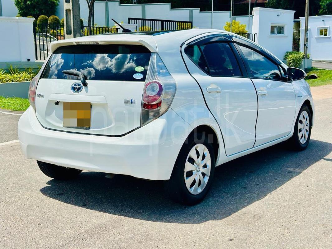 Toyota Aqua 2014 - Used Car sale in Sri Lanka - patpat.lk