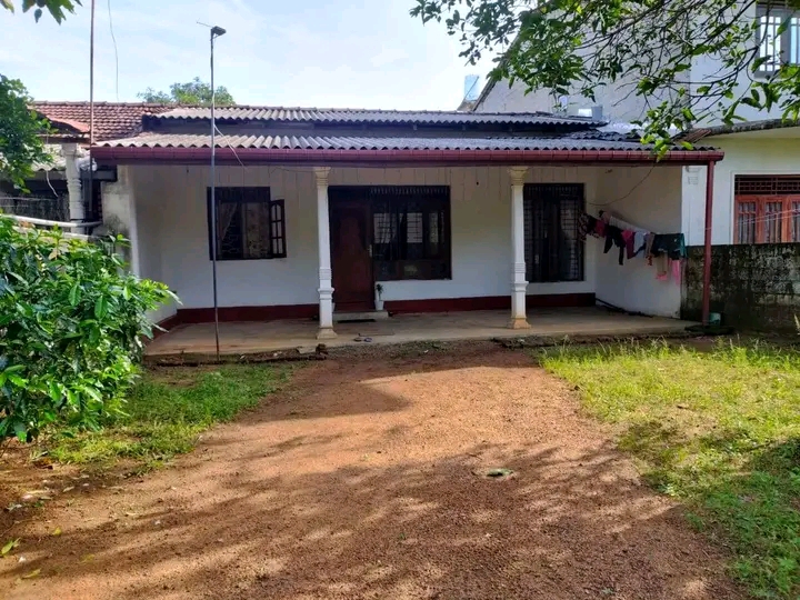 House for Sale in Nittambuwa