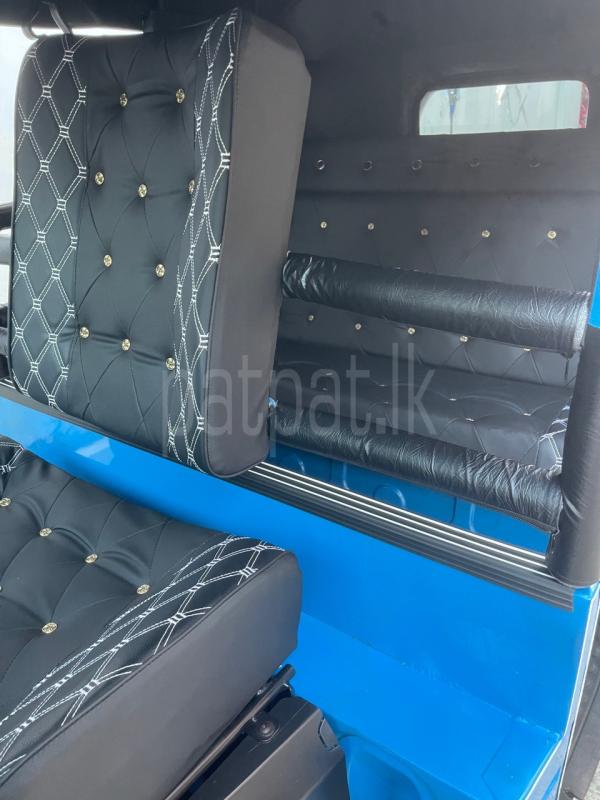 Advertisement image 6