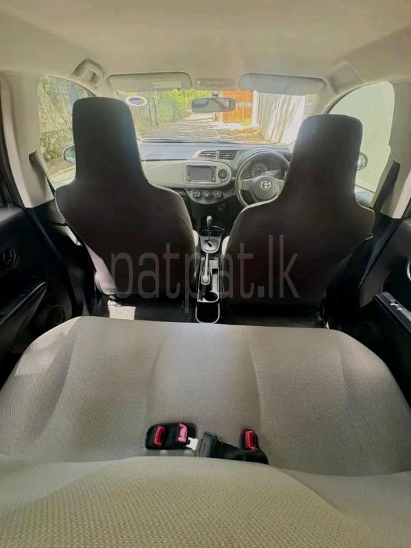 Toyota Vitz 2011 - பயன்படுத்தப்பட்டது கார் sale in Sri Lanka - patpat.lk