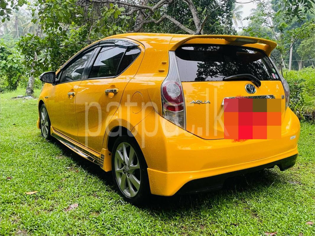 Toyota Aqua 2013 - பயன்படுத்தப்பட்டது கார் sale in Sri Lanka - patpat.lk