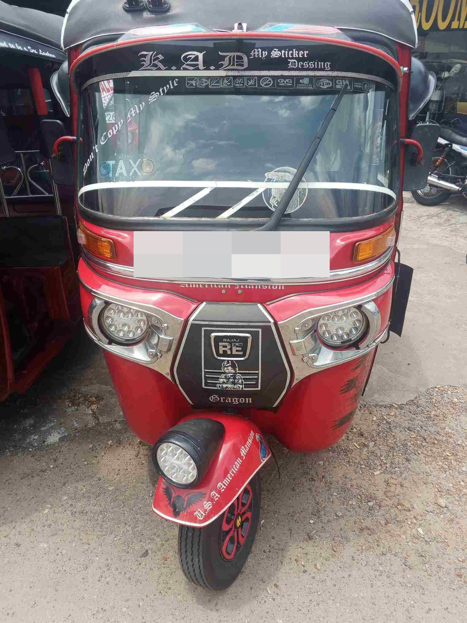 Bajaj Three Wheel 2013 - Reconditioned Three wheeler sale in Sri Lanka - patpat.lk