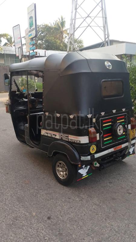 Bajaj Three Wheel 2011 - பயன்படுத்தப்பட்டது முச்சக்கர வண்டி sale in Sri Lanka - patpat.lk