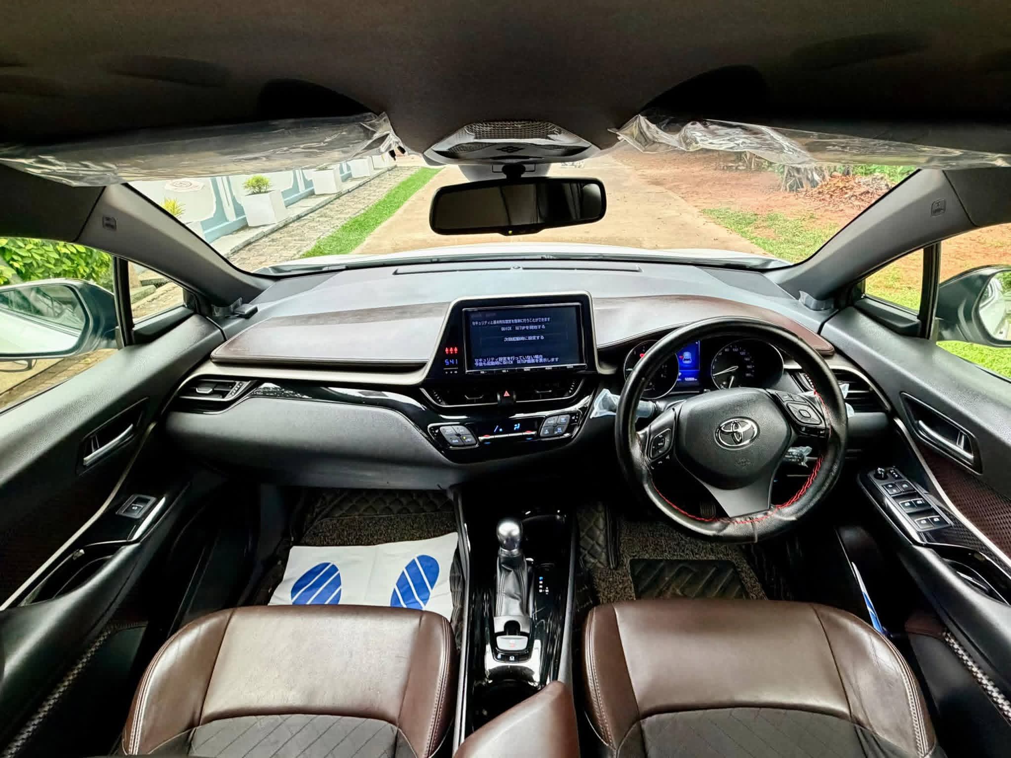 Toyota CHR 2017 - Used SUV sale in Sri Lanka - patpat.lk