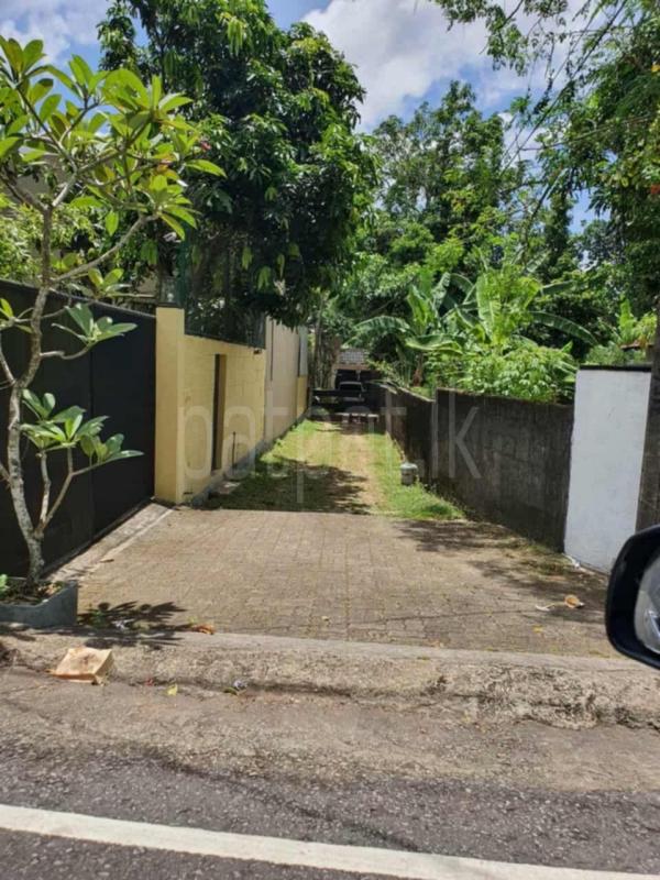 Residential Land for Sale in Hakmana ads-image-1