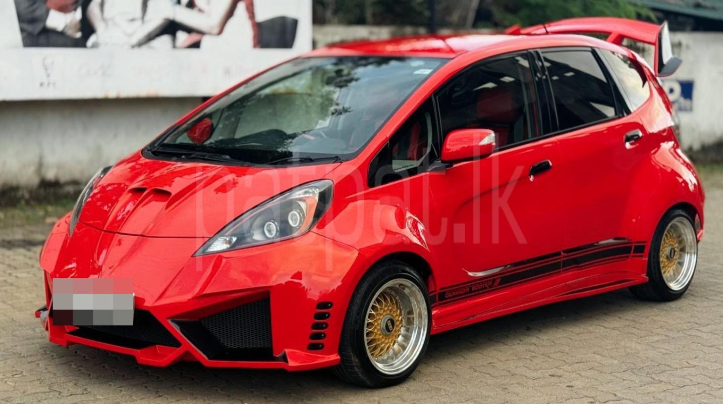 Honda Fit 2011 - பயன்படுத்தப்பட்டது கார் sale in Sri Lanka - patpat.lk