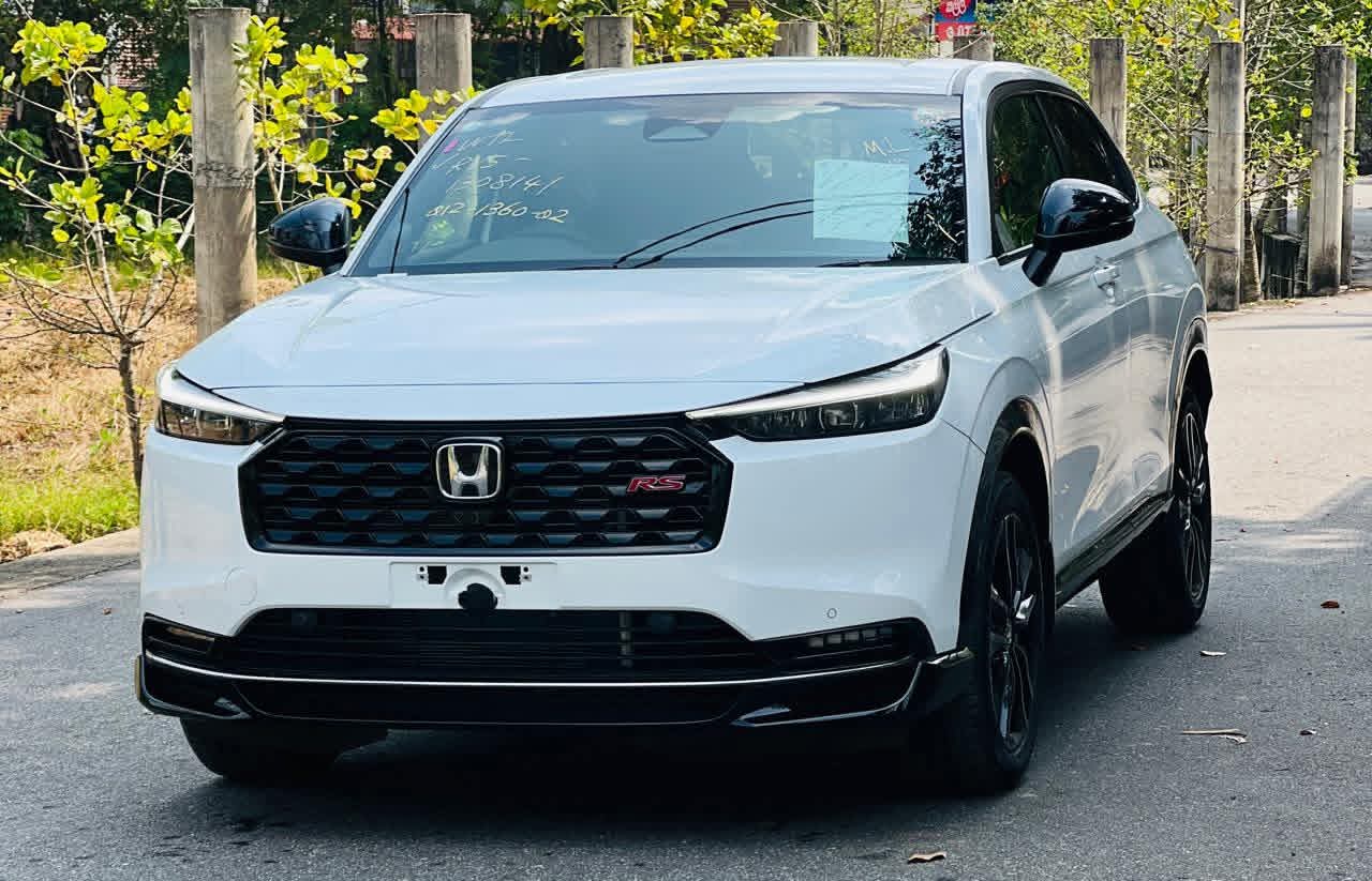 Honda Vezel 2025 - අලුත් SUV රථය sale in Sri Lanka - patpat.lk