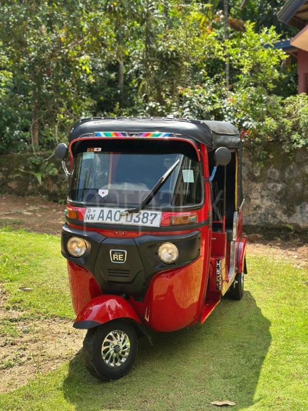 Bajaj Three Wheel 2014 - பயன்படுத்தப்பட்டது முச்சக்கர வண்டி sale in Sri Lanka - patpat.lk