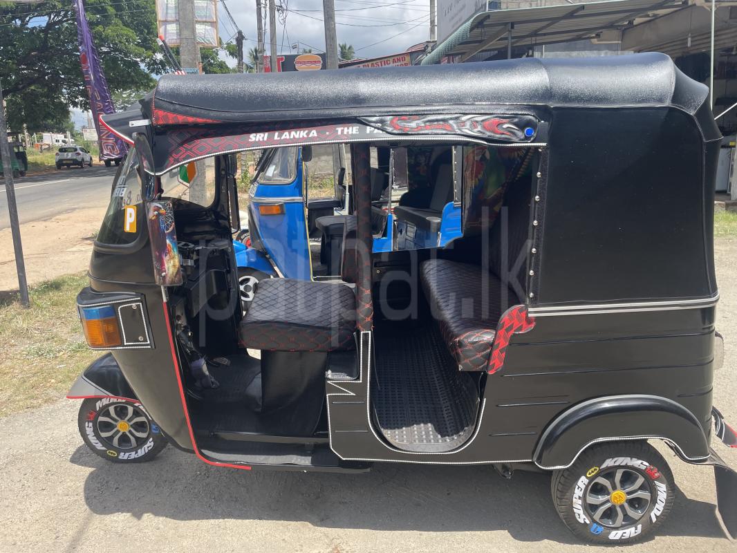 Bajaj 4 stroke 2011 - Used Three wheeler sale in Sri Lanka - patpat.lk