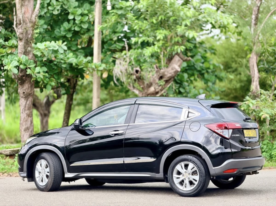 Honda Vezel 2014 - பயன்படுத்தப்பட்டது SUV sale in Sri Lanka - patpat.lk