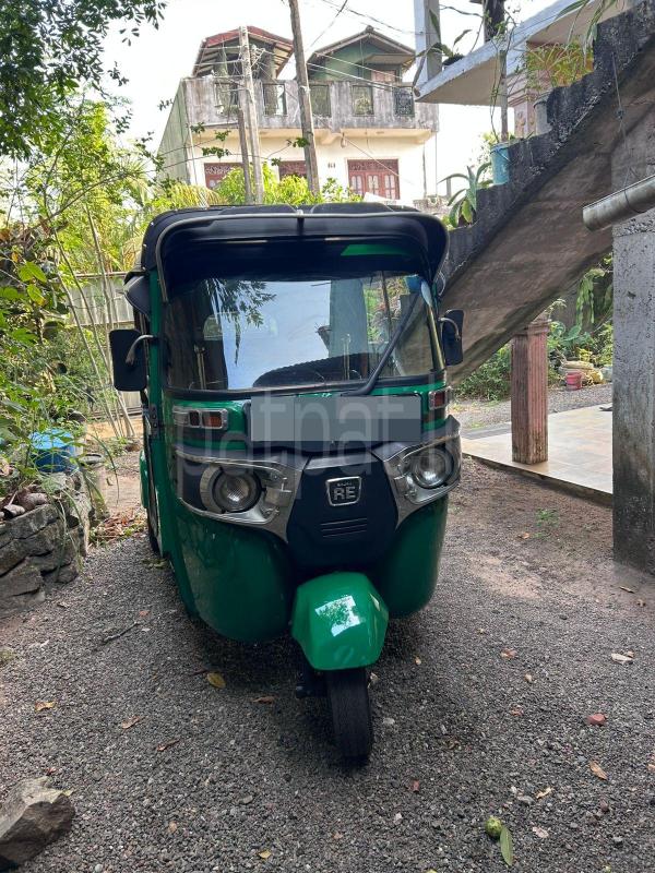 Bajaj 4 stroke 2015 - Used Three wheeler sale in Sri Lanka - patpat.lk