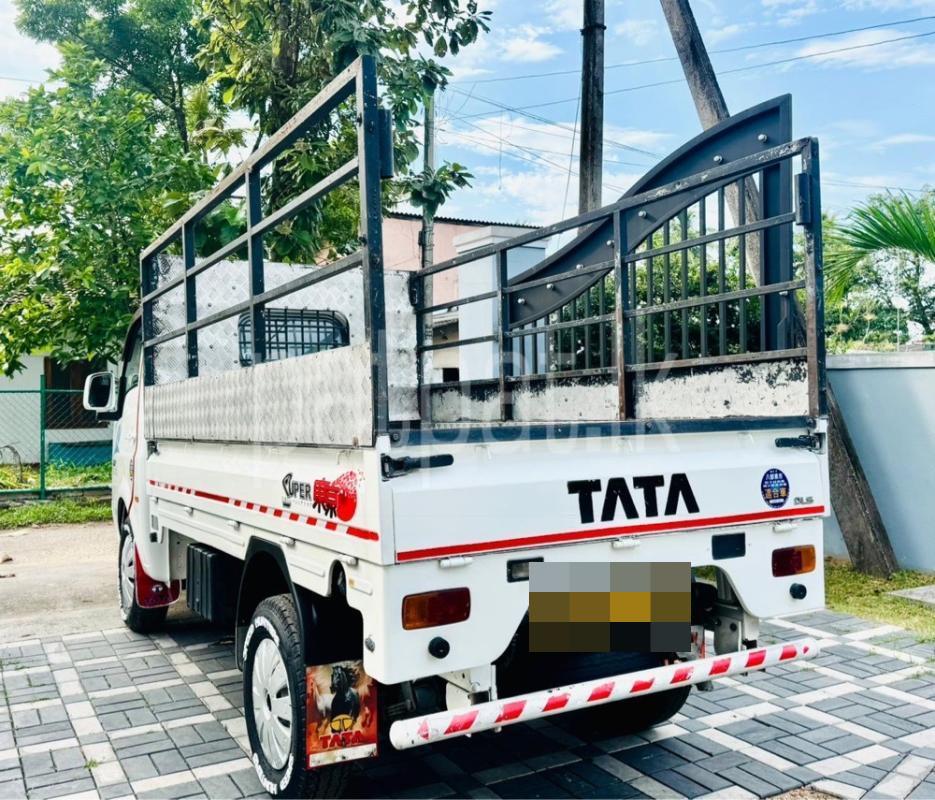 Advertisement image 4