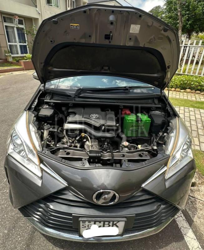 Toyota Vitz 2017 - பயன்படுத்தப்பட்டது கார் sale in Sri Lanka - patpat.lk
