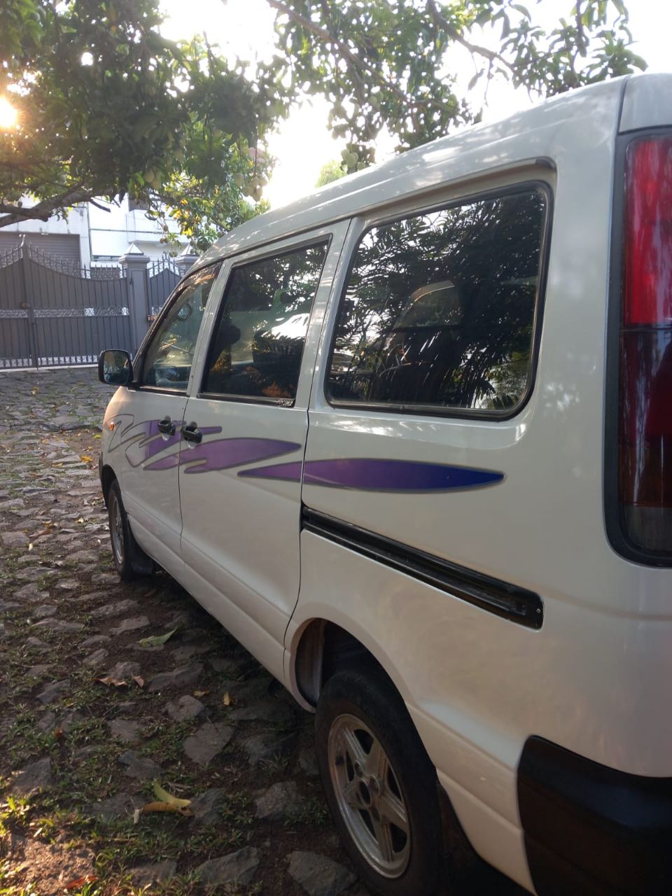 Toyota TownAce 1997 - Used Van sale in Sri Lanka - patpat.lk