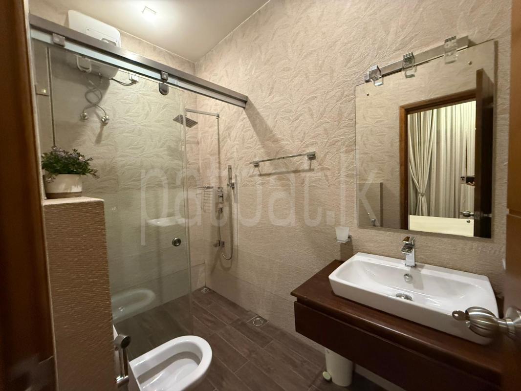 Luxury Apartment for Rent in Bambalapitiya (Colombo 04)