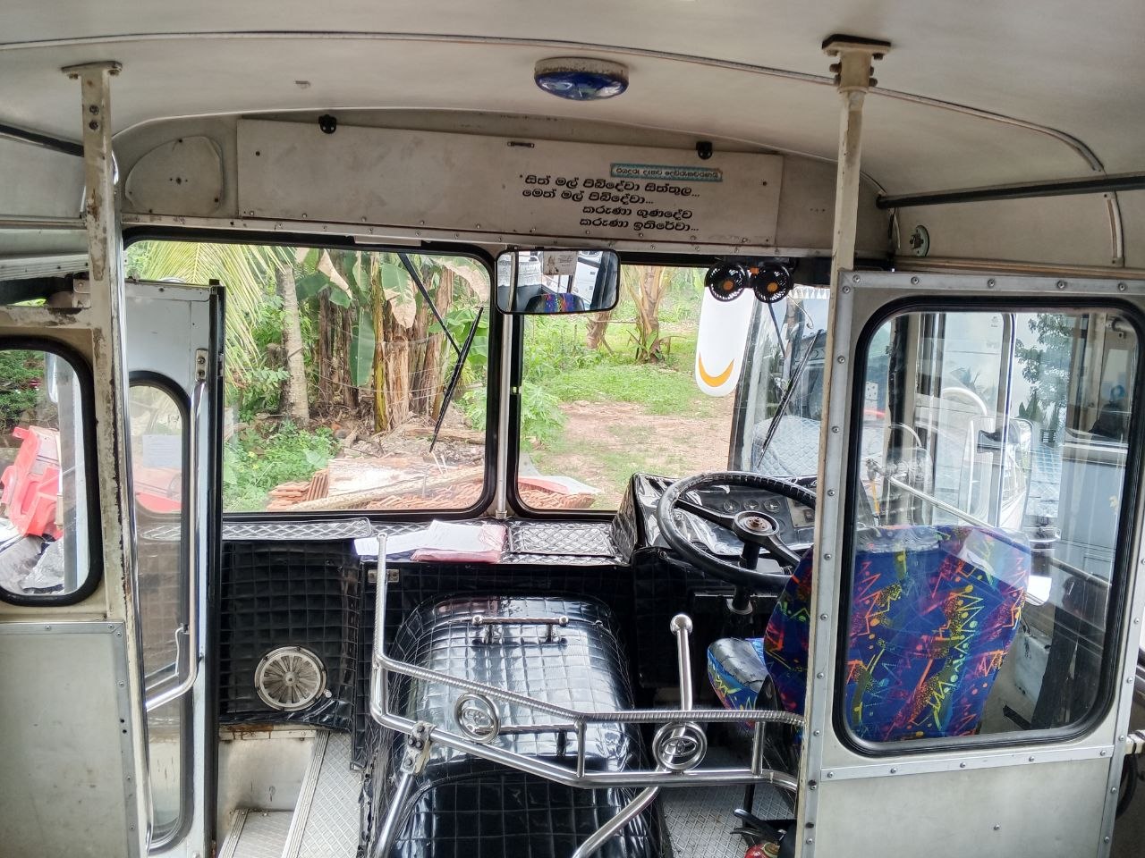 Ashok Leyland Viking 2004 - பயன்படுத்தப்பட்டது பஸ் sale in Sri Lanka - patpat.lk