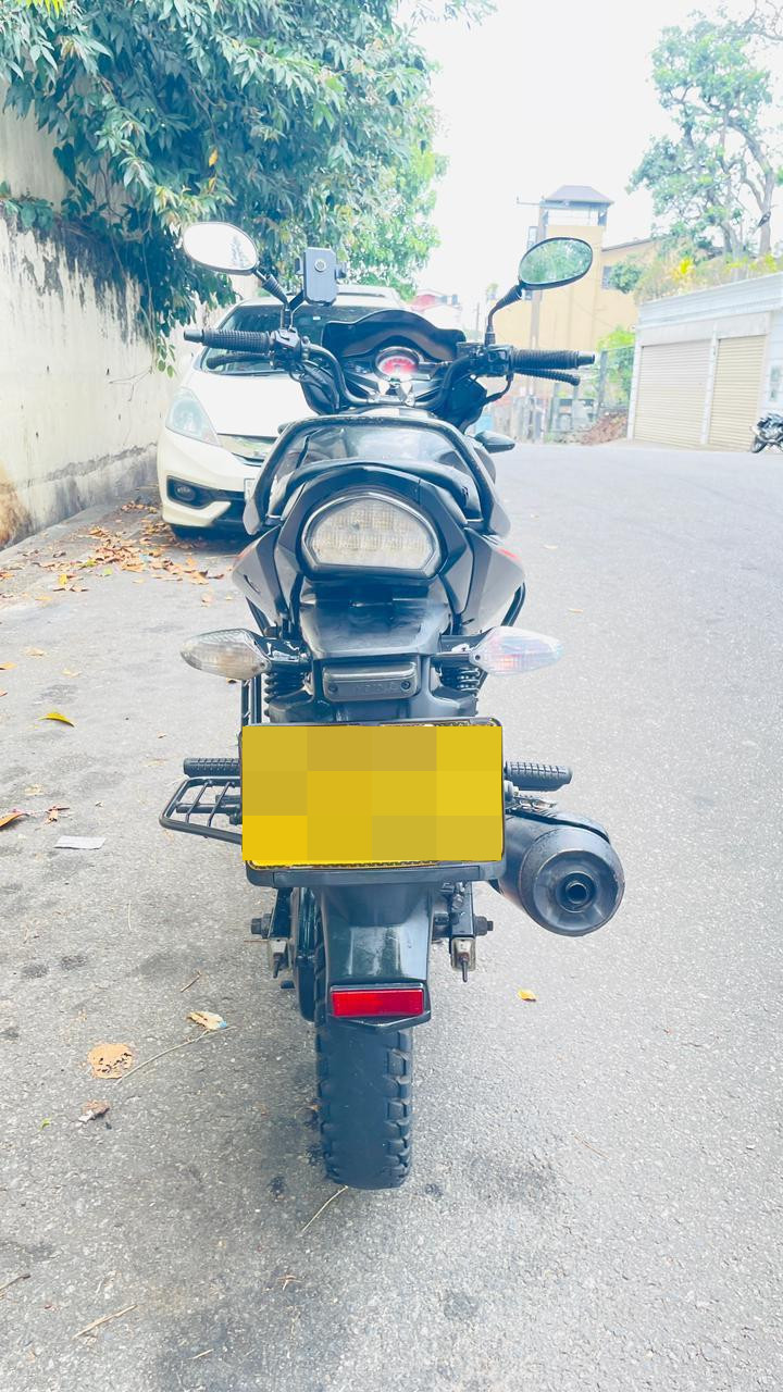 Hero Hunk 2017 - பயன்படுத்தப்பட்டது பைக் sale in Sri Lanka - patpat.lk