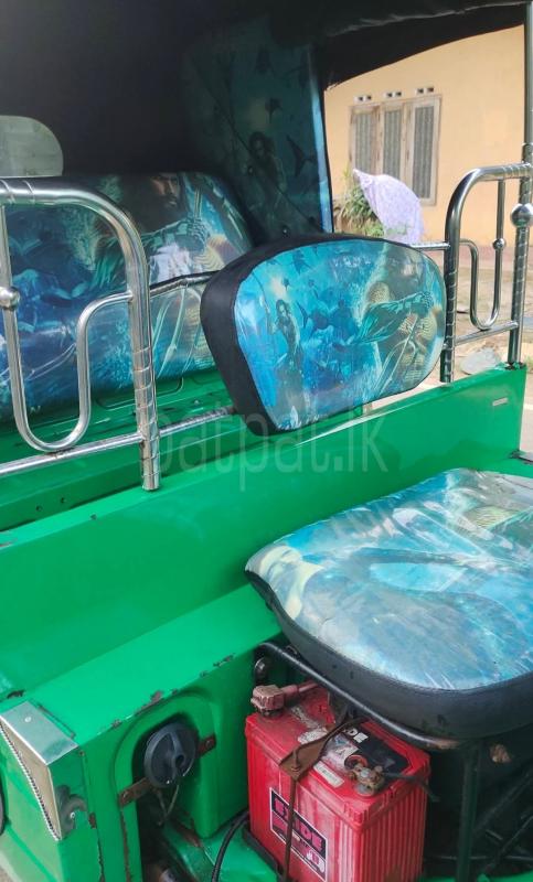 Bajaj 4 stroke 2012 - பயன்படுத்தப்பட்டது முச்சக்கர வண்டி sale in Sri Lanka - patpat.lk