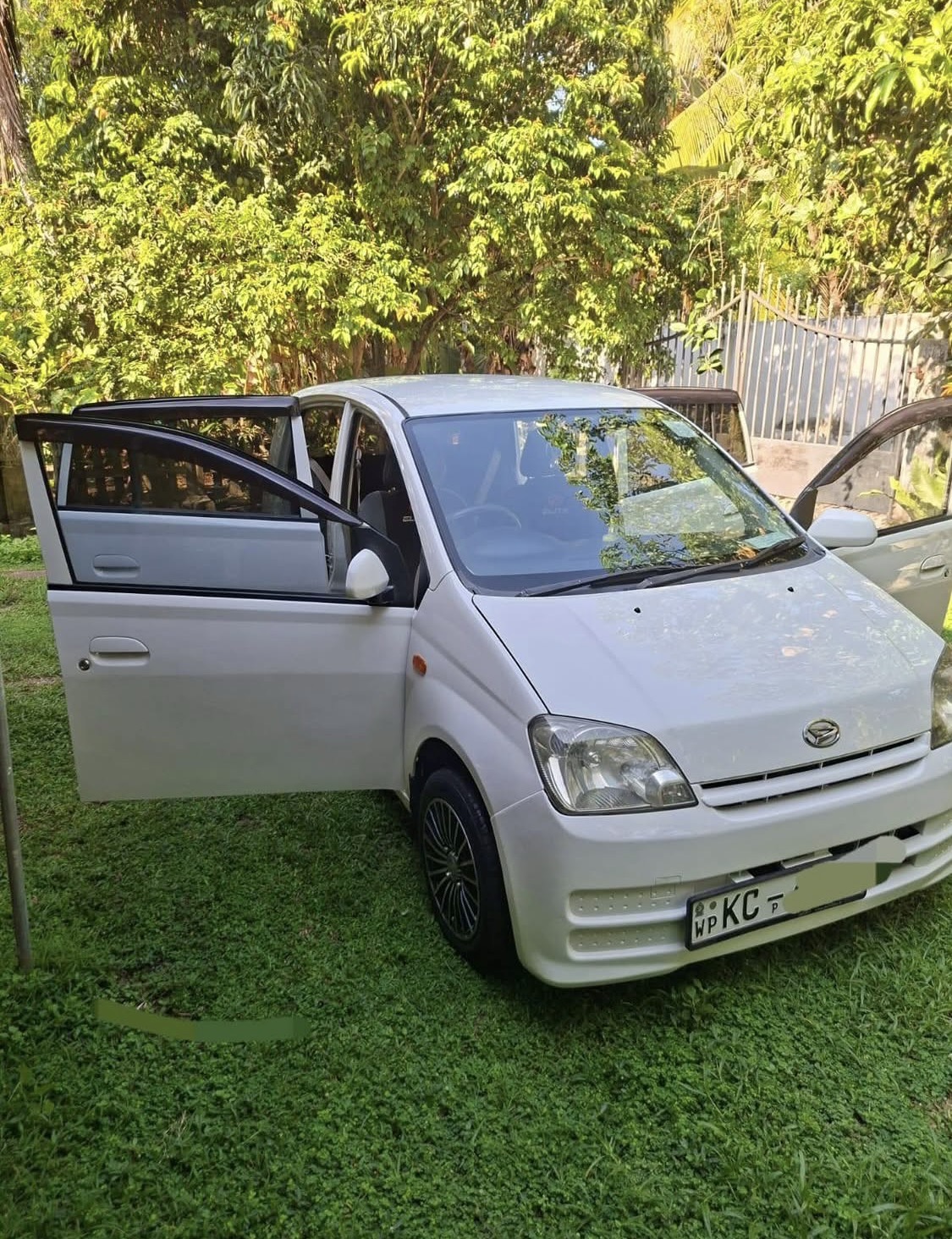 Daihatsu Charade 2006 ads-image-1