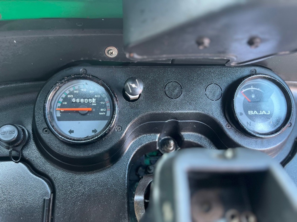 Bajaj Three Wheel 2016 - பயன்படுத்தப்பட்டது முச்சக்கர வண்டி sale in Sri Lanka - patpat.lk