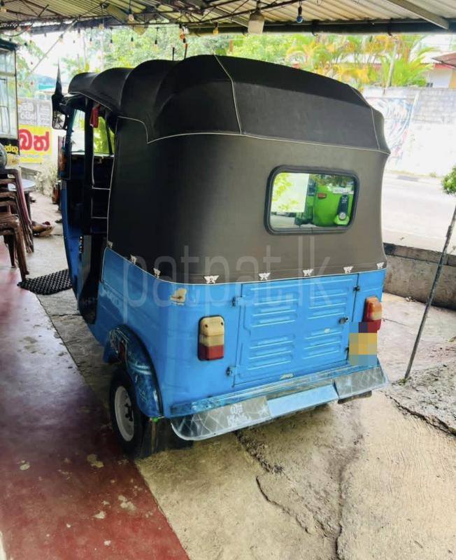 Bajaj Three Wheel 2012 - பயன்படுத்தப்பட்டது முச்சக்கர வண்டி sale in Sri Lanka - patpat.lk
