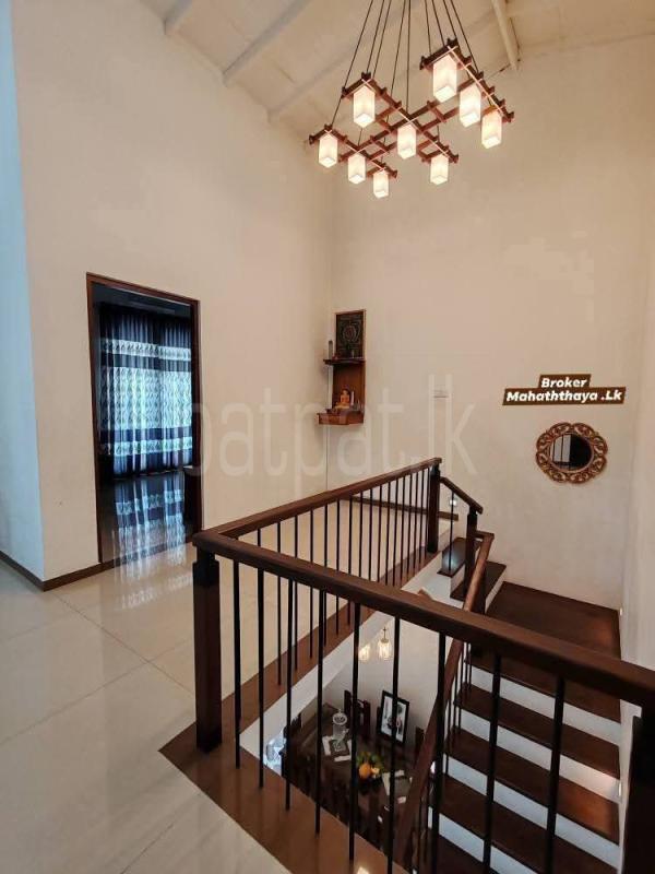 House for Sale in Athurugiriya