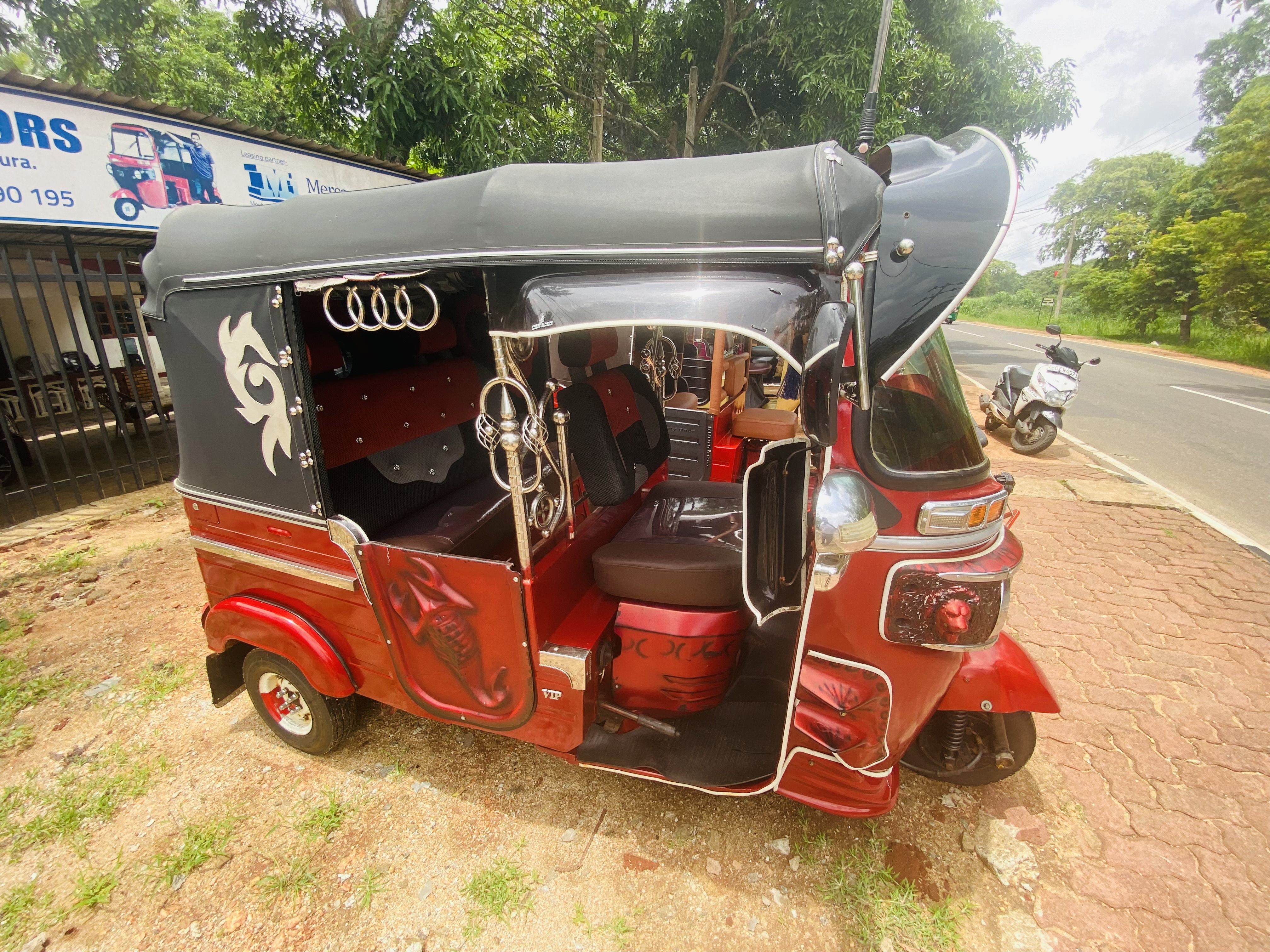Bajaj Three Wheel 2016 - Used Three wheeler sale in Sri Lanka - patpat.lk