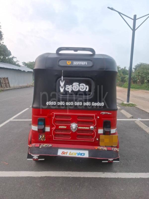 Bajaj Three Wheel 2015 - Used Three wheeler sale in Sri Lanka - patpat.lk