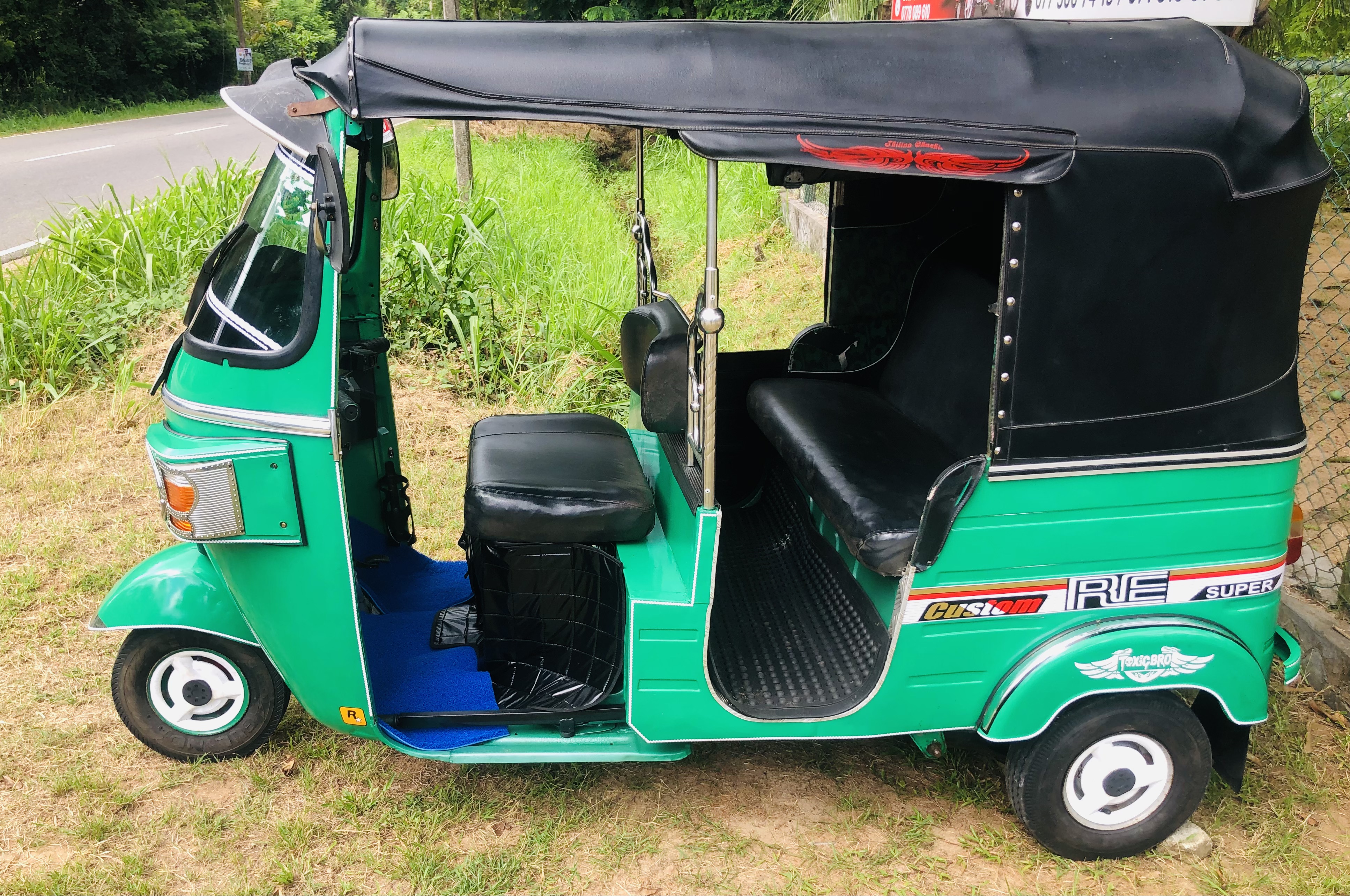 Bajaj 4 stroke 2012 - பயன்படுத்தப்பட்டது முச்சக்கர வண்டி sale in Sri Lanka - patpat.lk