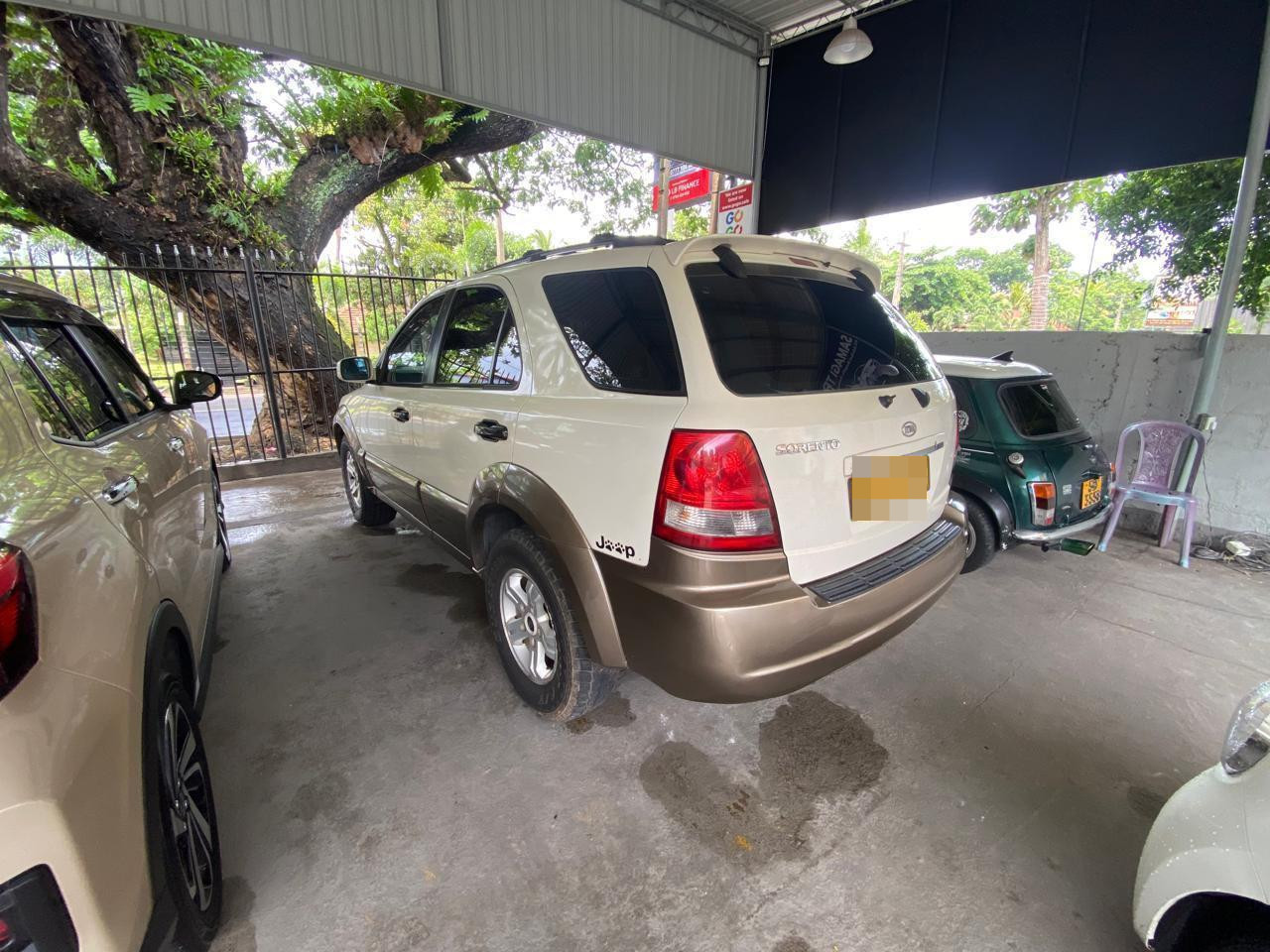 KIA Sorento 2005 - பயன்படுத்தப்பட்டது SUV sale in Sri Lanka - patpat.lk