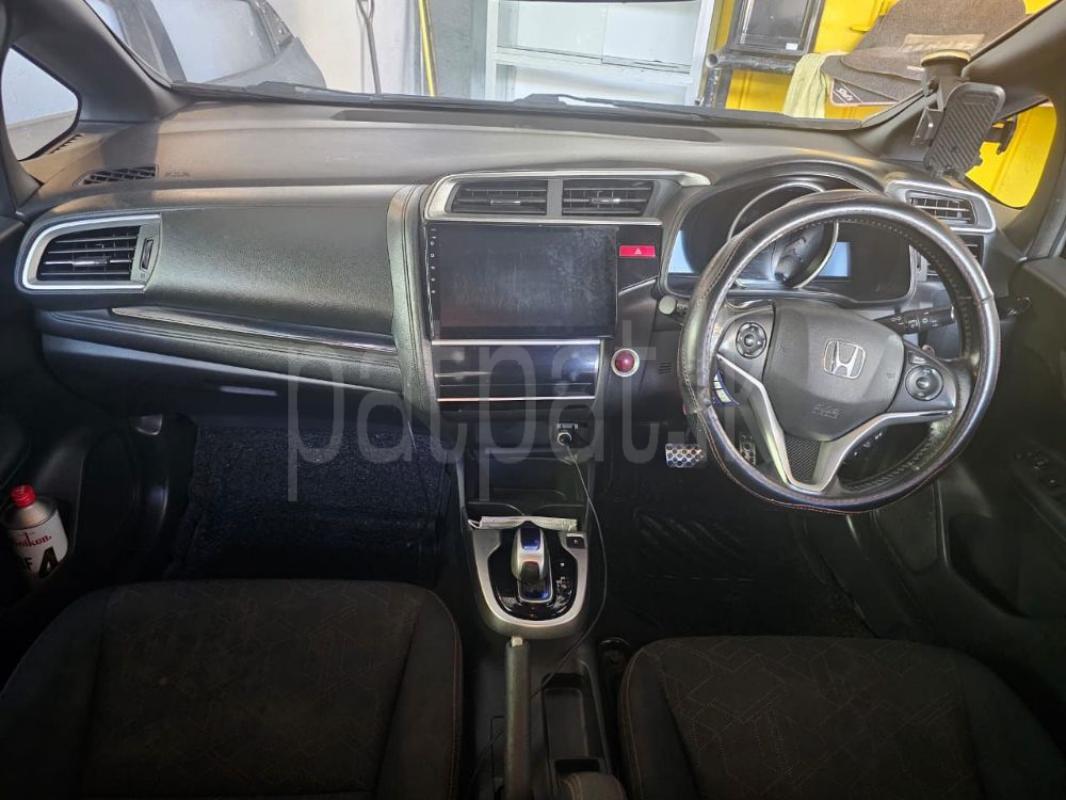 Advertisement image 3