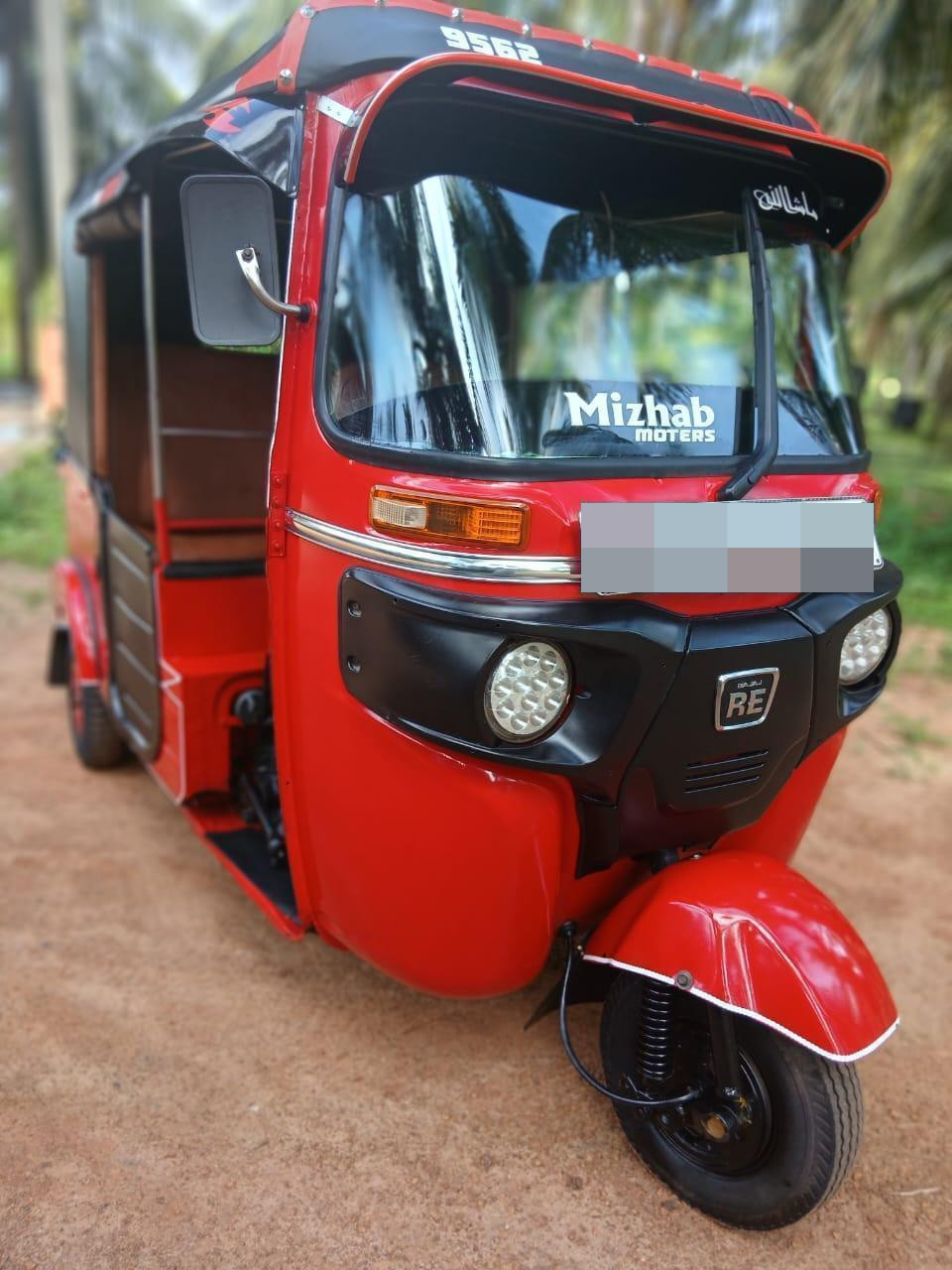 Bajaj 4 stroke 2015 - Used Three wheeler sale in Sri Lanka - patpat.lk