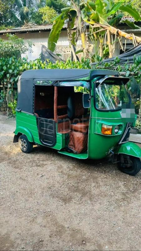 Bajaj Three Wheel 2011 - பயன்படுத்தப்பட்டது முச்சக்கர வண்டி sale in Sri Lanka - patpat.lk