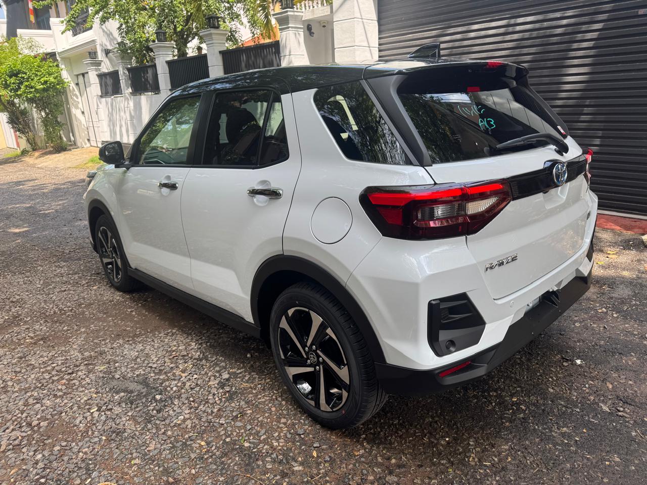 Toyota Raize 2026 - சான்றளிக்கப்பட்டது SUV sale in Sri Lanka - patpat.lk