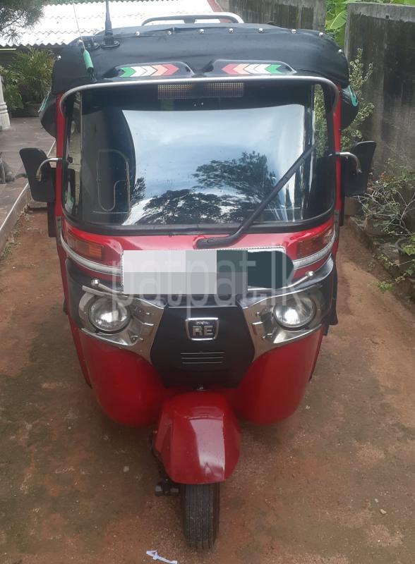 Bajaj Three Wheel 2015 - பயன்படுத்தப்பட்டது முச்சக்கர வண்டி sale in Sri Lanka - patpat.lk
