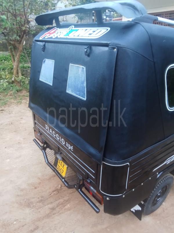 Piaggio Three Wheel 2015 - பயன்படுத்தப்பட்டது முச்சக்கர வண்டி sale in Sri Lanka - patpat.lk