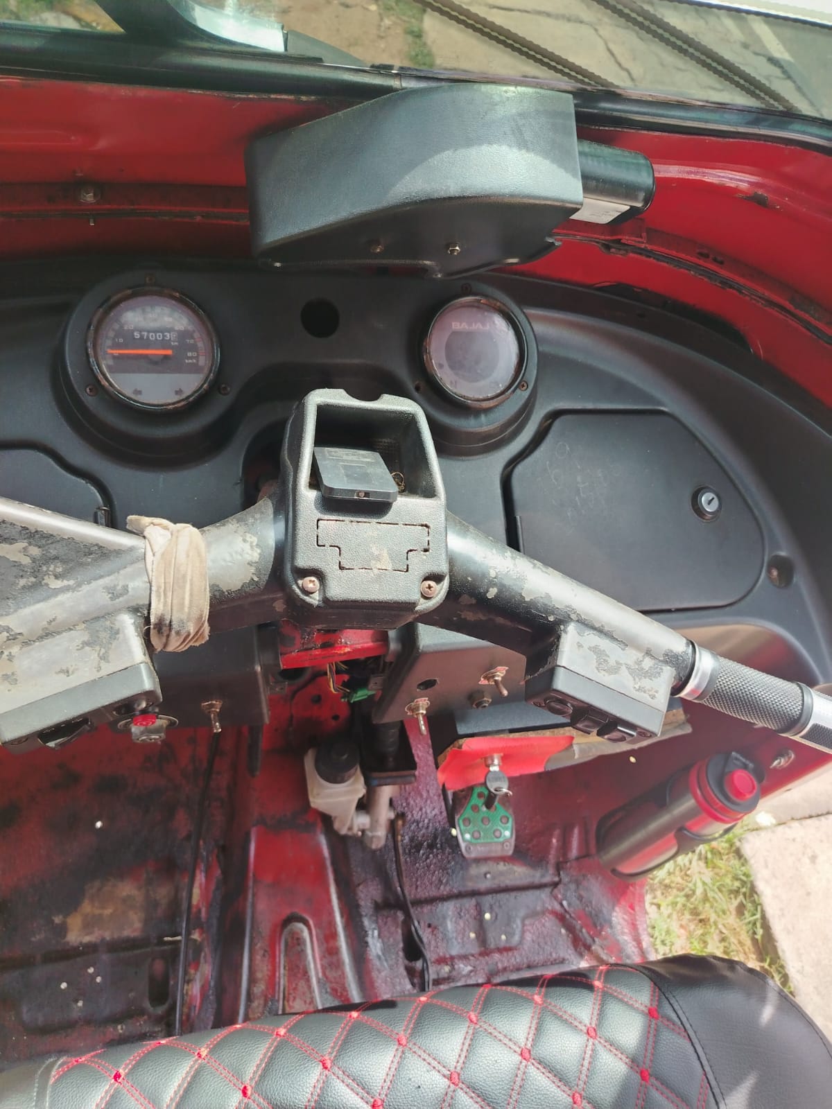 Bajaj Three Wheel 2011 - Used Three wheeler sale in Sri Lanka - patpat.lk